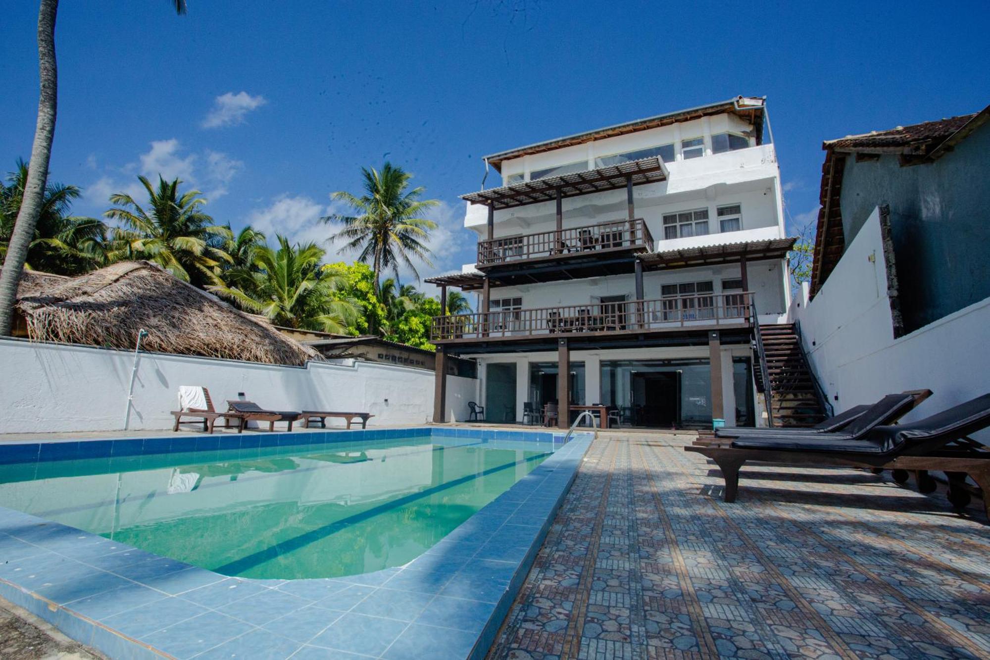 Lucky Seven Hikkaduwa Hotel Luaran gambar