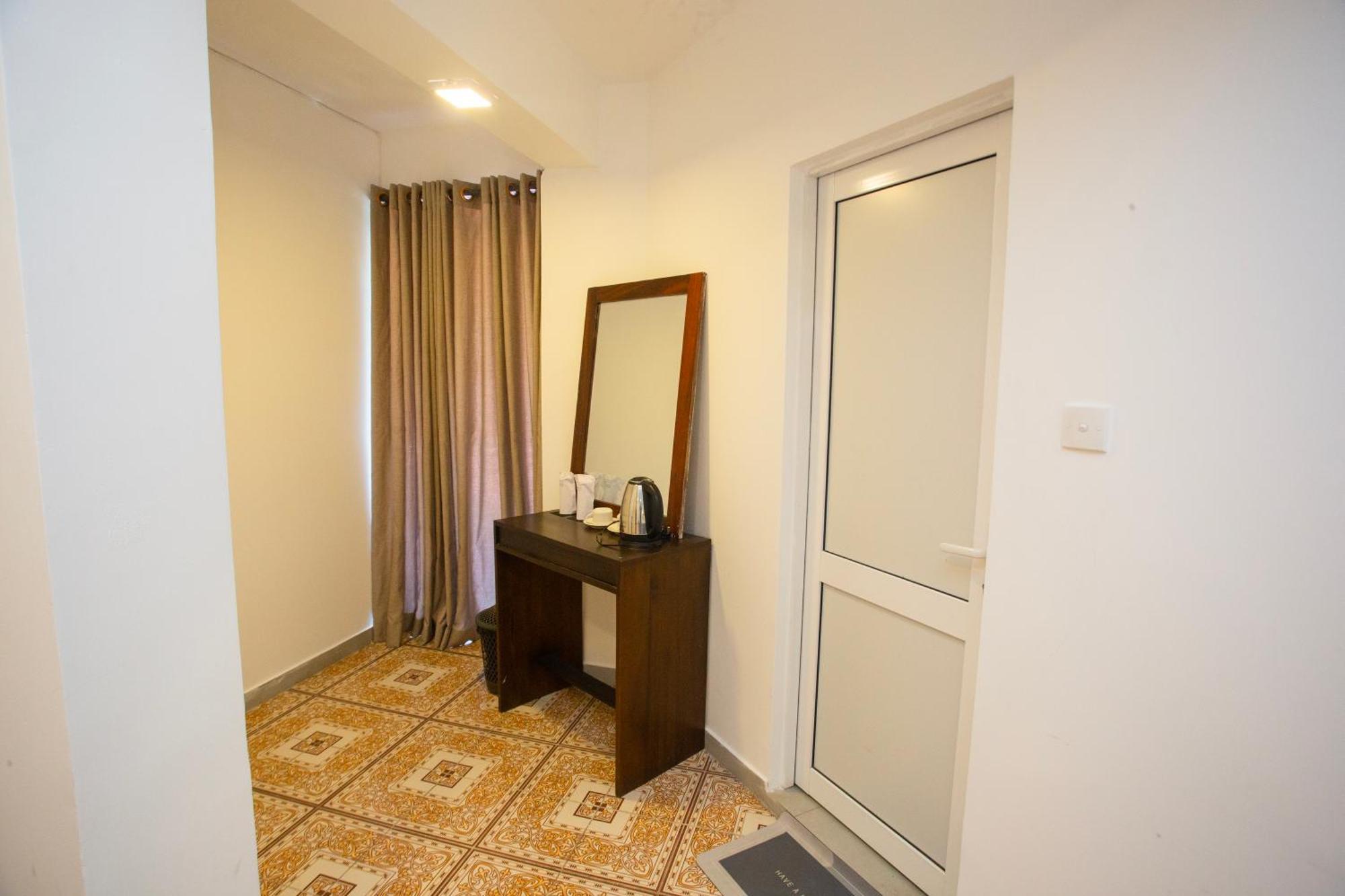 Lucky Seven Hikkaduwa Hotel Luaran gambar