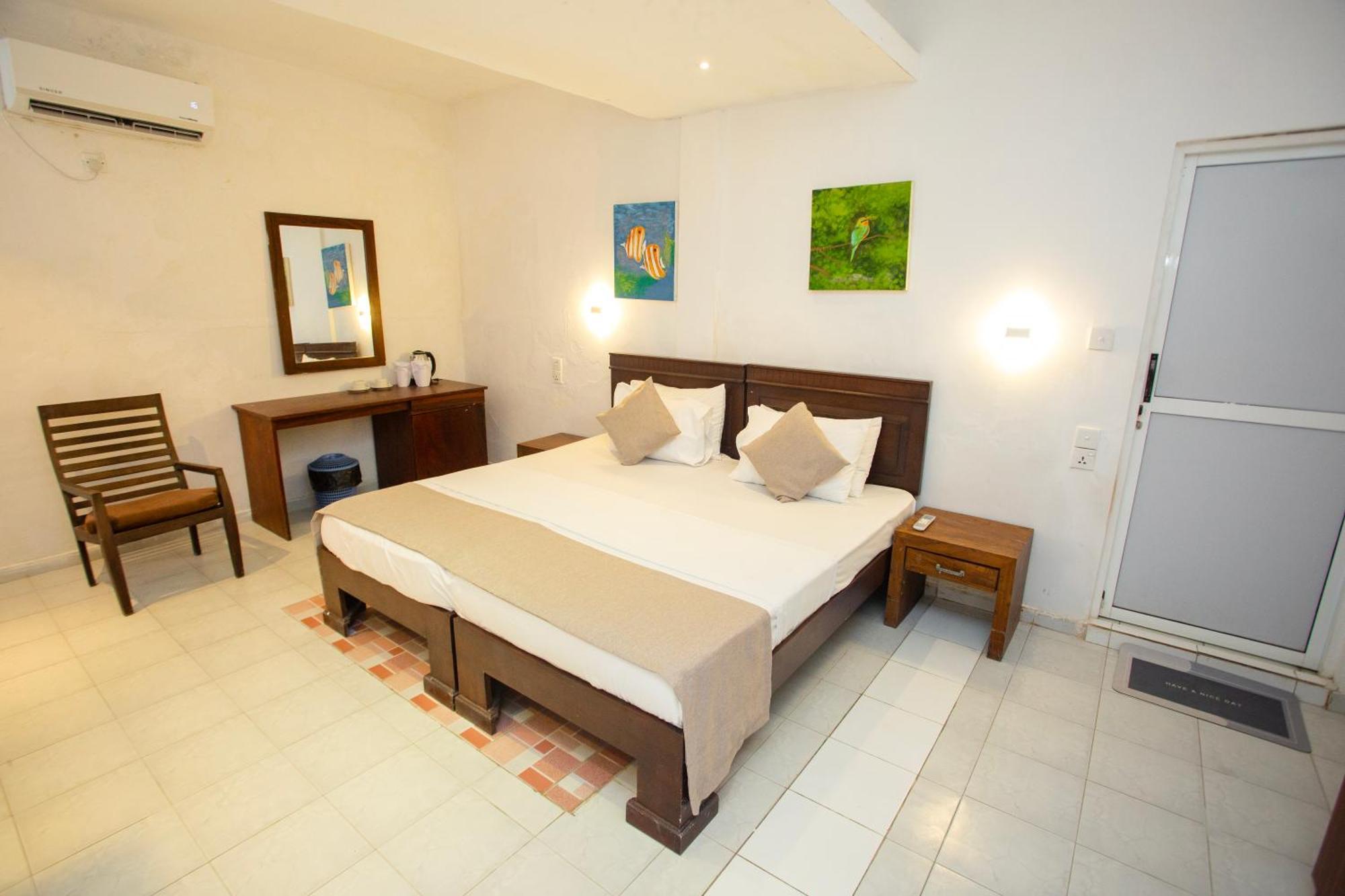 Lucky Seven Hikkaduwa Hotel Luaran gambar