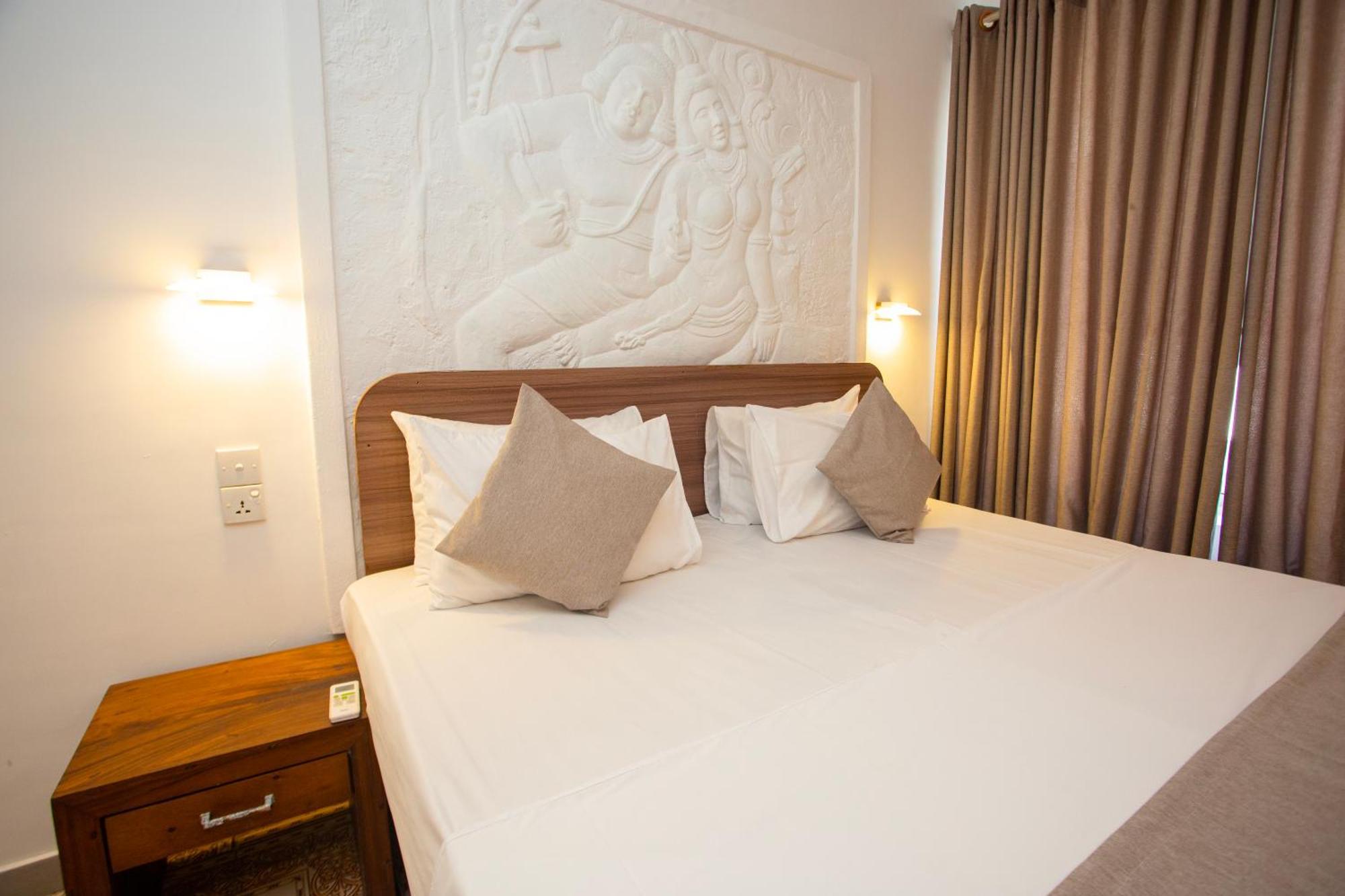 Lucky Seven Hikkaduwa Hotel Luaran gambar